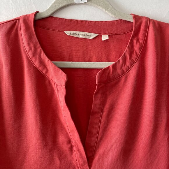 Soft Surroundings Womens Red Roll Tab Sleeve V-Neck Side Slit Blouse Top Size L - Picture 5 of 12
